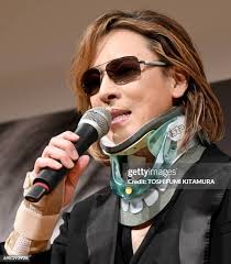 285 Suspenders And Concert Stock Photos, High-Res Pictures, and Images