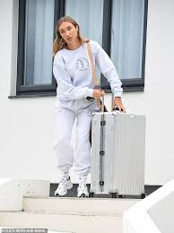Continue scrolling for the sweet photo opp, plus more moments from their relationship! Megan Mckenna Cuts A Casual Figure In A Tracksuit Ahead Of Jetting To Marbella Readsector