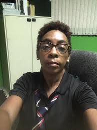 If only my selfie game was as strong as the QC old girl pride! Fertur Lux!  #graduatingclassof84 #iloveqc