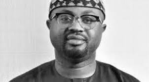 Hon. Olubunmi Tunji-Ojo breaks fast with Muslims, tasks them