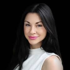 Olivia Calhoun's Instagram, Twitter & Facebook