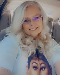 Stephanie Dutton-Williams (@canarylady28) • Instagram photos and videos