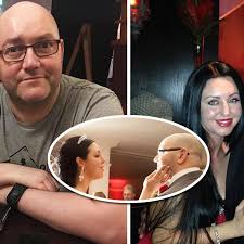 Brave cancer victim loses year-long battle with disease just weeks after  marrying soulmate