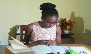 Diary sow, 20, won awards for senegal's best student and is a published author. Emedia Videos A La Rencontre De Diary Sow Une Eleve Hors Norme