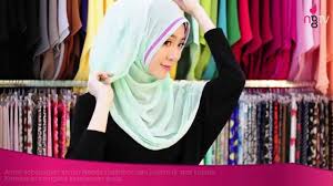 3 temmuz 1986), eski adı felixia yeap , malezyalı bir modeldir. Neng Geulis Hijab Tutorial 21 Al Zahra Shawl By Felixia Yeap Raisyyah Rania Yeap By Neng Geulis Tv