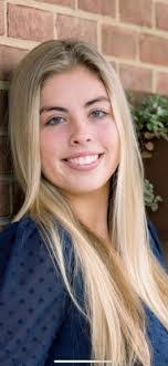 Megan Songer's Instagram, Twitter & Facebook