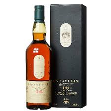Lagavulin 16 Year Old Single Malt Scotch Whisky 700ml Amazon Com Au Grocery Gourmet Food