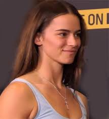 Skye Nicolson just 𝐊𝐍𝐎𝐂𝐊𝐄𝐃 𝐎𝐔𝐓 Urvashi Singh in round 2‼️ Second  straight win as she campaigns for a world title at 122 pounds 🏆