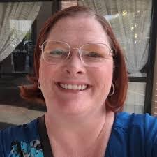 Karin Moon's Instagram, Twitter & Facebook