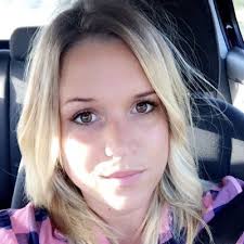 Celia Le Calve (@celia_lecalve)