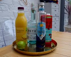 It starts with grape vodka, then adds a bit of cranberry juice and sour mix with a splash of club soda. A Bank Holiday Purple Rain Cocktail From Lucy Loves