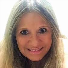 Lorraine Mayo's Instagram, Twitter & Facebook