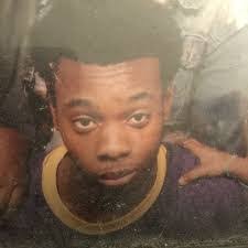 Iris Mcknight's Instagram, Twitter & Facebook