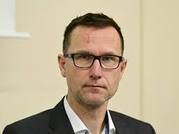 Rozhodčí pokračují ve stejném složení, Příhoda bude delegátem