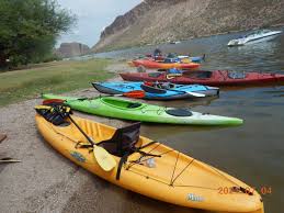 Safety tips for kayaking on Memorial Day weekend