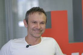 Успешный украинский певец святослав вакарчук впервые стал отцом. Eszuzttzl Tgym