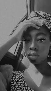 Assalamualaikum everyone..... Take my salam and love❤️❤️❤️ In this Corona  time we all are face a common problem...that is Depression....!!! Now I'm  writing something about DEPRESSION Nowadays depression is a common name.But