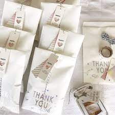 フードのギフトラッピングなら ダイソー セリア で決まり おすすめアイテム特集 folk ギフト ラッピング ギフトパッケージ ギフト