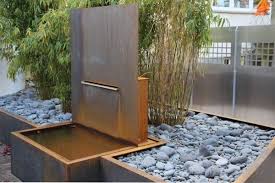 Verschiedene Metallarbeiten Aus Cor Ten Stahl Fur Ein Garten In Hannover Cortenstahl Wasserspiel Garten Wasserfall Garten