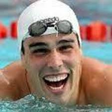 O nadador brasileiro cravou 21s73 na prova dos 50 metros livre e ficou com o primeiro lugar. Bruno Fratus Brunofratus Twitter