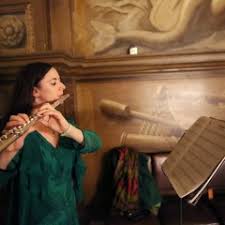 Stream Elaine Round music