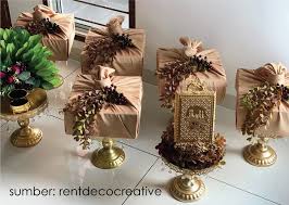 Warna rambut dark brown atau cokelat gelap banyak dipilih karena selain tampak berkelas ada banyak sekali rentang warna dark brown yang bisa kamu coba dan sesuaikan dengan warna kulitmu. Nak Kahwin On Twitter 11 ð˜½ð™§ð™¤ð™¬ð™£ ð™‚ð™¤ð™¡ð™™ Tema Brown Gold Sememangnya Warna Yg In Trend Anda Hanya Perlu Pandai Mencari Padanan Warna Yg Sesuai Spt Warna Ungu Lilac Atau Ungu Orkid