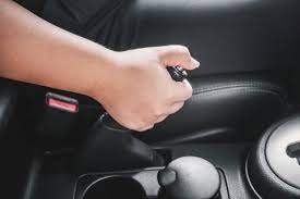 Sedangkan yang kubawa tertinggal di stasiun kereta waktu aku datang. Afro Jack On Twitter Okay Bab Handbrake Pula Aku Nak Bagi Sikit Tips Yang Aku Pernah Bagi Dulu Kalau Kereta Parking Lama Handbrake Jangan Tarik Kalau Korang Tarik Handbrake Lepas Tu Park
