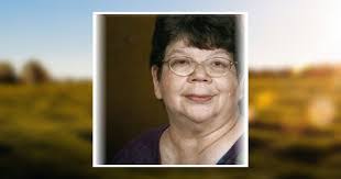 Jeanie Hill's Instagram, Twitter & Facebook