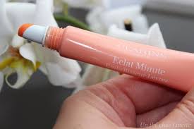 Un The Chez Linette Eclat Minute Embellisseur Levres De Clarins Levre Baume A Levres Blog Beaute