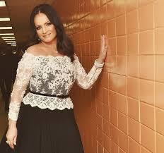 Глядя на фотографии именинницы невозможно поверить в. Sofiya Rotaru Spasala Muzha Pyat Let Sofiya Rotaru Rasskazala Pravdu O Pokojnom Muzhe Zabotlivom Syne I Lyubimyh Vnukah Sofiya Rotaru Smert Muzha