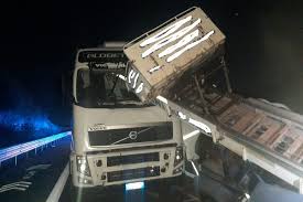 Incidente sull'autostrada a14 in agro di pescara. Barletta Incidente Sulla A14 Tra Andria E Canosa Traffico In Tilt Per 1 Km