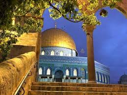 وإن ح جبت الشمس في سماء القدس تصعد من قب تها ألف شمس صباحكم مقدسي جميل Islamic Images Jerusalem Taj Mahal