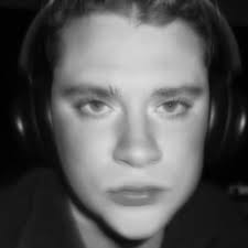 Are there singers available for collaboration in Twin Cities, MN?