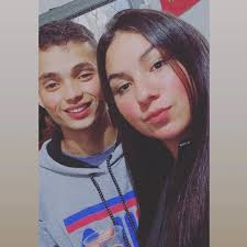 😢I've been feeling sad lately because of the criticism that some people  have made of my work, but I decided to lift my head and continue, I started  another pattern to challenge