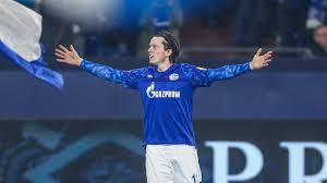 In 2008, gregoritsch began his career at kapfenberger sv's youth teams and was promoted to the austrian bundesliga team in january 2010. Michael Gregoritsch Im Interview Uber Home Office Training Und Die Em