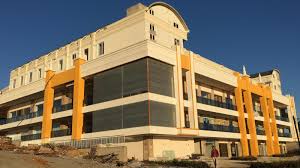 Kullanım alanları mineral sıva hazır satılan 25 kiloluk paketlerden oluşur.5,5 6 kilo su ile karıştırılır ve binaların dış cephesine çelik mala yardımıyla. Duvar Ustu Mantolama Duvar Isi Yalitim Izobozz Yalitim Isi Ses Yalitim Malzemeleri