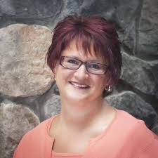 Sharon Buck's Instagram, Twitter & Facebook