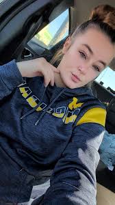 Standing ten toes down, even when the frost bites ❄️ #CUCCOO#CUCCOObaddie