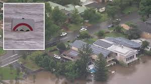 The ses has issued urgent alerts to hundreds of residents in more than 14 towns as severe flooding spreads across the. Ccreswc8gjjuum
