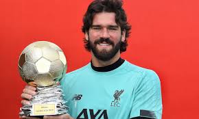 Alisson ramsés becker (alisson becker) 28 (02/10/1992) brazil goalkeeper liverpool. Alisson Becker Presented With Samba Gold Award Liverpool Fc