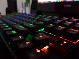 Ultra hd 4k wallpapers for desktop, laptop, apple, android mobile phones, tablets in high quality hd, 4k uhd, 5k, 8k uhd resolutions for free download. 3098218 Backlight Computer Keyboard Gamer Gaming Mechanic Redragon Rgb 4k Wallpaper Cool Wallpapers For Me