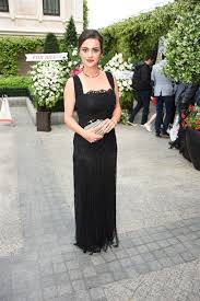 160 cm hande soral tv series / movies. Hande Soral