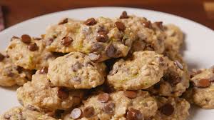 Add 1 cup of the flour to the wet mixture. 25 Easy Healthy Cookies Recipes For Low Calorie Cookies Delish Com