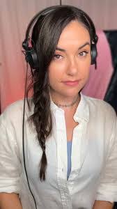 Jenni Rodgers's Instagram, Twitter & Facebook