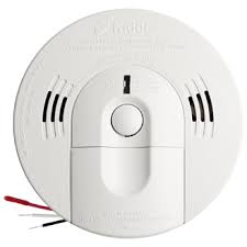 Like other carbon monoxide detectors, it comes with a test button and led screen to show the. Kidde Canada 900 0119 120v Ac Talking Smoke Carbon Monoxide Alarm With 2 Aa Front Loading Battery Backup