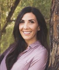 Natalie Hansen's Instagram, Twitter & Facebook