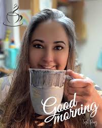 It's Wednesday! Half way til Friday, have a fabulous day 💫