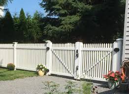 Whether you're looking for a professional fence installation, or you prefer to install your fence yourself, fence. 4 Hartford Vinyl Picket Fence Weatherables