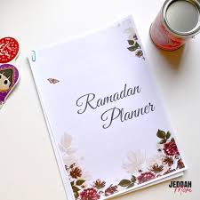 Ramadan kareem to everyone around the world whos celebrating. Free Printable Ramadan Planner For Moms