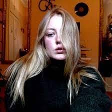 Carmen Studer's Instagram, Twitter & Facebook